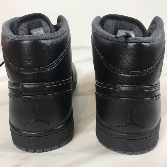 ❌SOLD❌ Jordan 1 All Black/Black/Grey w OG Box - Picture 5 of 8